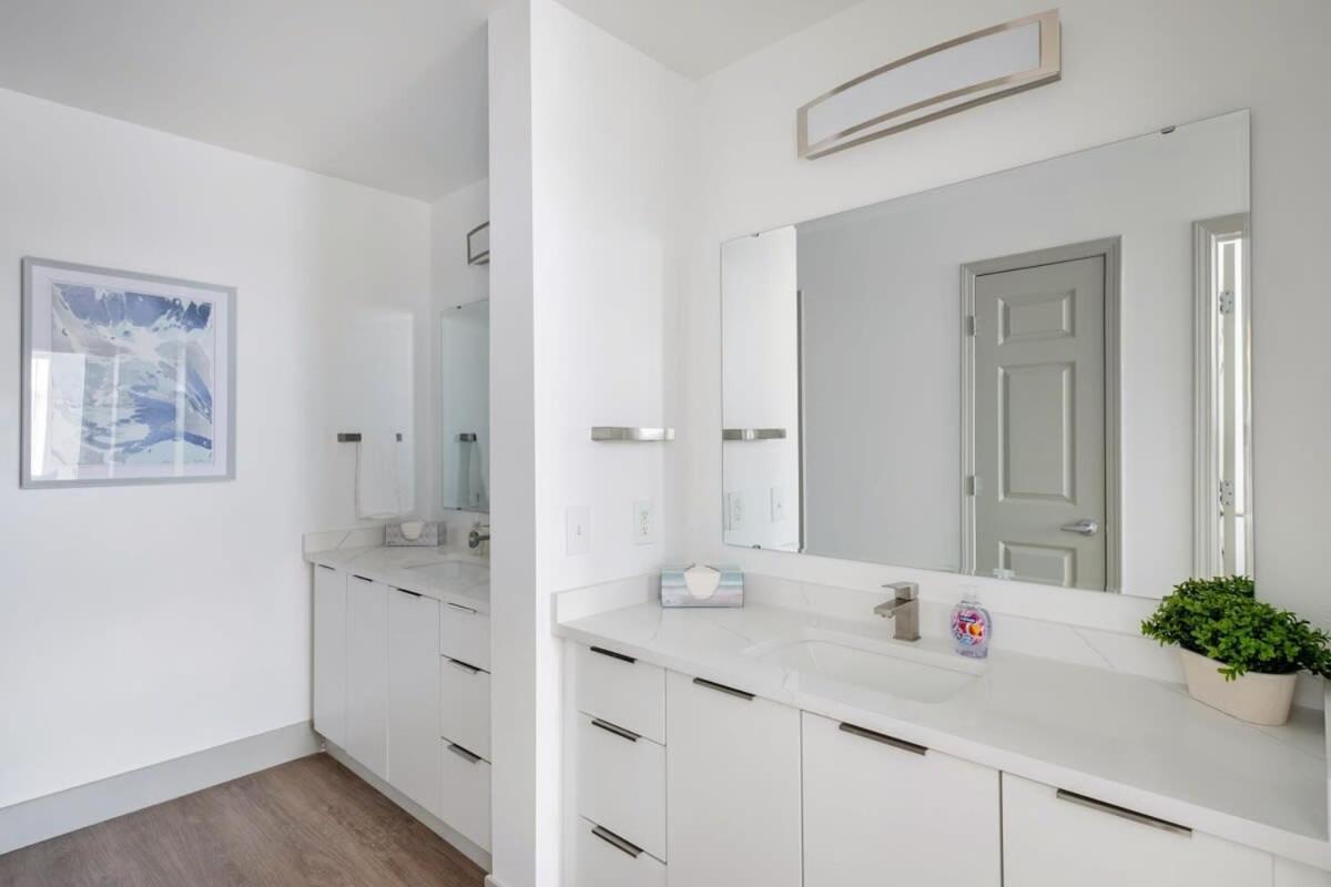 4B 3Ba Premium Family Apartment With Gym Charlotte Luaran gambar