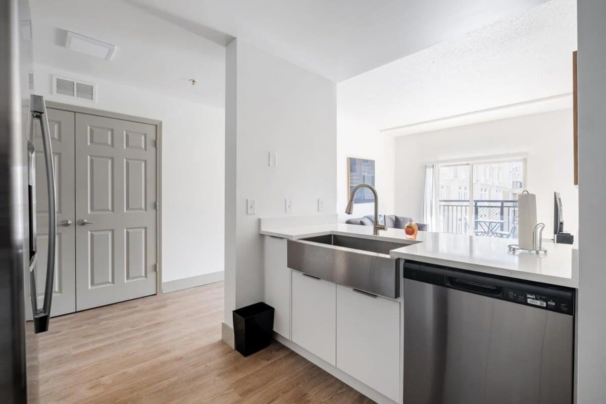 4B 3Ba Premium Family Apartment With Gym Charlotte Luaran gambar
